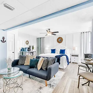  Apartment Long 1-1300e